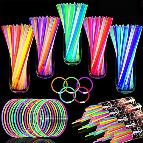 OLUPP 222PCS Glow in the Dark Party Supplies, Glow Sticks Glasses Favors,  200 PCS Glow Sticks and 22 PCS LED Glasses, New Years Neon Party Favors for