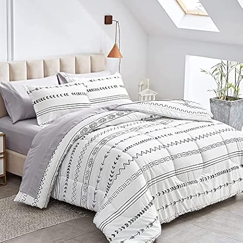 BESTCHIC Grey Queen Size Comforter Set, 7 Pieces Tufted Bed in a Bag with  Ultra Soft Comforters, Sheets, Pillow Cases and Pillow Shams, Modern Luxury