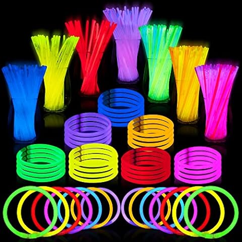 120 Pack Glow Sticks Bracelets Glow in the Dark Bracelets 6 Colors LED Glow  Bracelets Flashing Light Up Bracelets Party Favors for Neon Rave Carnival